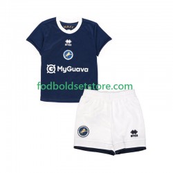 Trøje Millwall Hjemmebane 2025-2026 Kort ærmer ,Børn Fodboldsæt Trøje Millwall Hjemmebane 2025-2026 Kort ærmer ,Børn Fodboldsæt