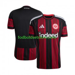 Eintracht Frankfurt Trøje Hjemmebane 2026-2027 Kort ærmer ,Mænd