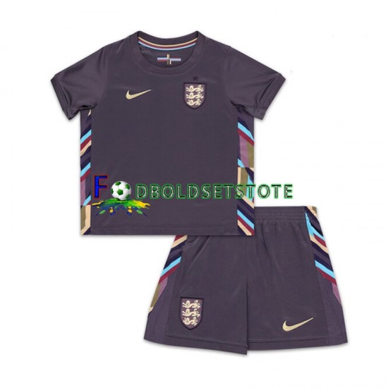 England Trøje Udebane Euro 2024 Kort ærmer ,Børn Fodboldsæt England Trøje Udebane Euro 2024 Kort ærmer ,Børn Fodboldsæt