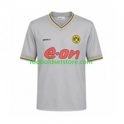 Borussia Dortmund Trøje Retro Udebane 2002 Kort ærmer ,Mænd Borussia Dortmund Trøje Retro Udebane 2002 Kort ærmer ,Mænd
