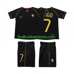 Portugal Trøje FIGO 7 Retro Udebane 2006 Kort ærmer ,Børn Fodboldsæt