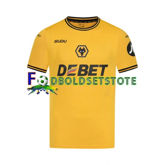 Wolverhampton Wanderers Trøje Hjemmebane 2024-2025 Kort ærmer ,Mænd Wolverhampton Wanderers Trøje Hjemmebane 2024-2025 Kort ærmer ,Mænd